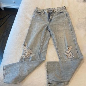 H&M loose straight high rise jeans. Women’s size 4